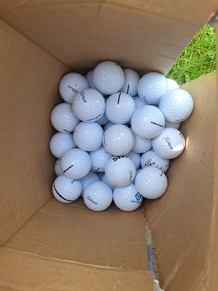 Titleist Velocity golfpalloja