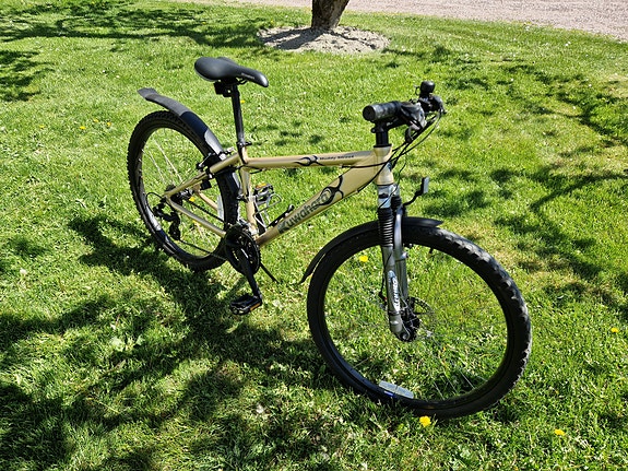 Kuwahara Muddy street 26"