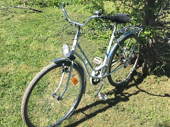 28 mummopyörä helkama