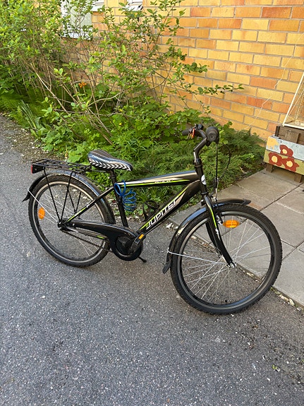 Jupiter 24” lastenpyörä