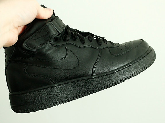 Nike AIR FORCE 1 MID 07 korkeavartiset tennarit