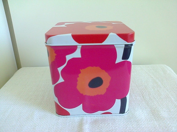 Peltipurkki, punainen Unikko, Marimekko