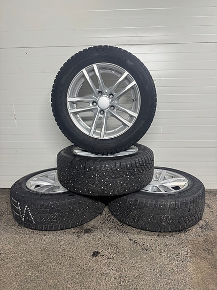 BMW vanteet 5x120 R16 Nastarenkaat 205/60R16