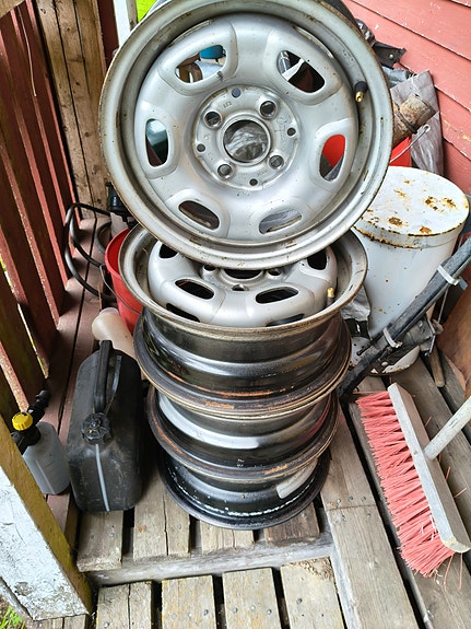 VW alkuperäiset 13" vanteet
