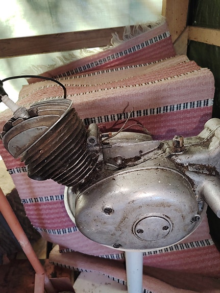 Simson Sr1, 50 cc 1950 loppupuolelta. Varastoitu 1965 lähtien.