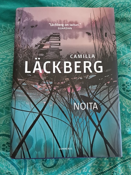 Camilla Läckberg Noita kovakantinen kirja