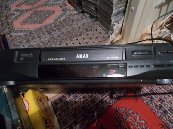 AKAI