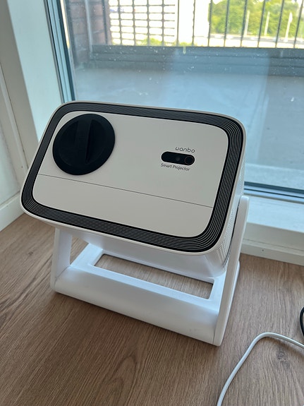 Wanbo projector