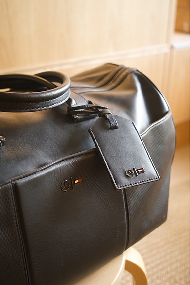 Tommy Hilfiger x Mercedes-Benz -weekender-laukku