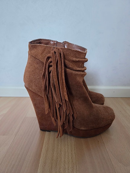 Steve Madden kiilakorkokengät