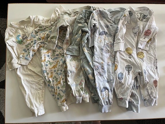 Vauvan pyjamat pakettina, koko 62
