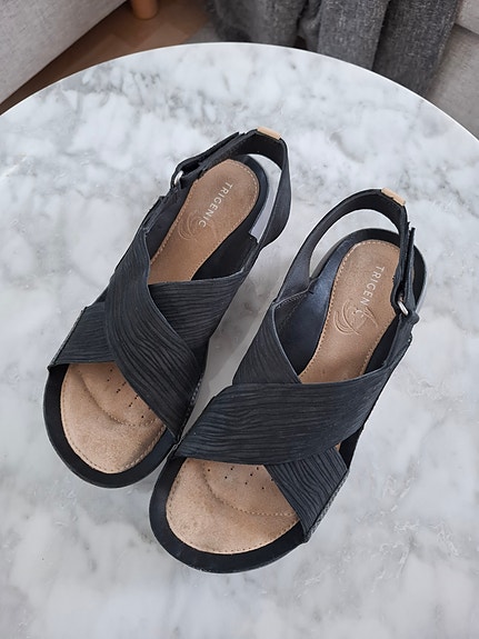Clarks Trigenic Tri Chloe sandaalit koko 36
