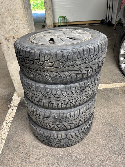 Metalivanteet 4x130 nastarenkaat 195/65R15