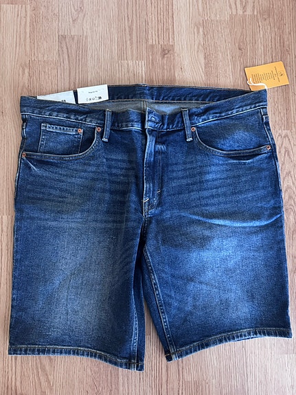 H&M shortsit
