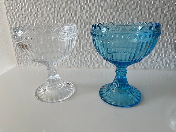 Iittala Mariskooli kirkas ja vaaleansininen