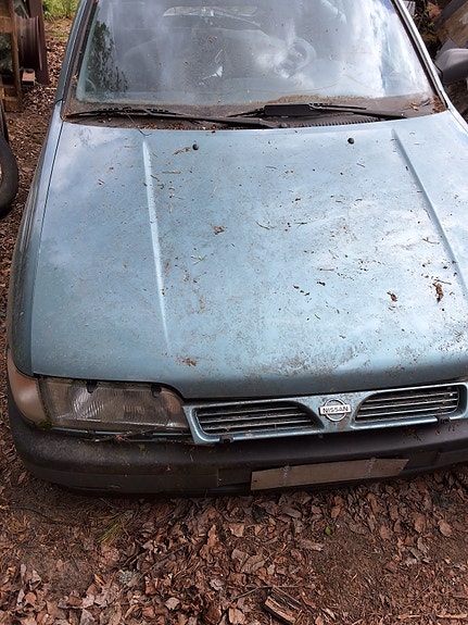 Nissan sunny varaosia