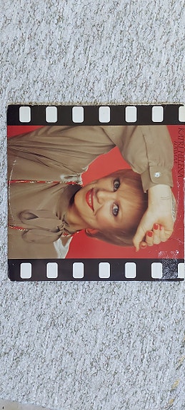 Katri Helena