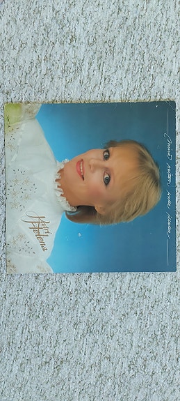 Katri Helena