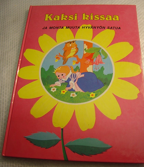 Lastenkirja Kaksi Kissaa