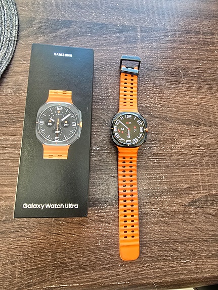Samsung galaxy watch ultra LTE malli