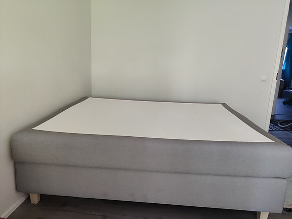 Viskoelastinen sänky (160*200cm)