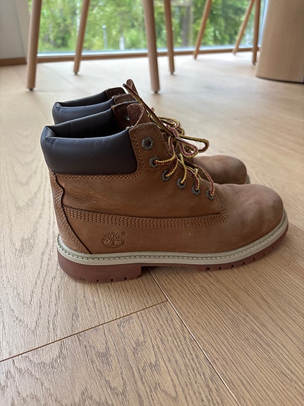 Timberland lasten nahkanilkkurit koko 35 unisex