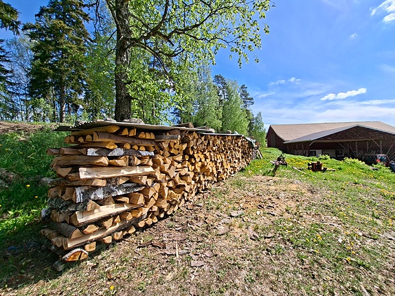 Koivuhalkoja