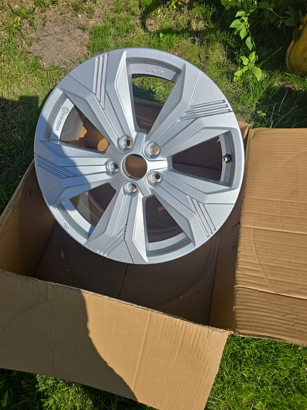qashgai original vanteet 18×7.5.et 45