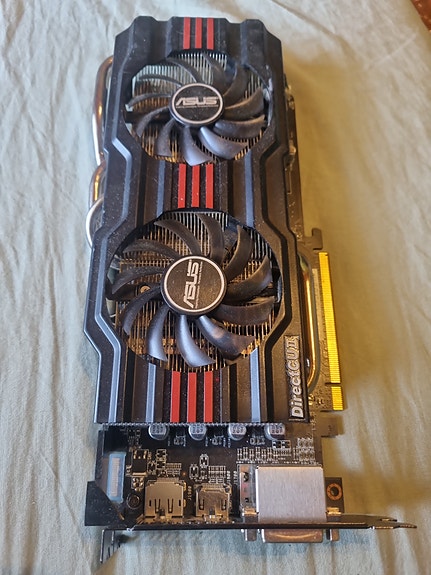 Asus DirectCU II näytönohjain