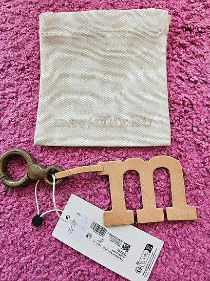 Marimekko M-logo charm