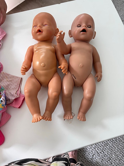 Baby Born nuket ja vaatteita