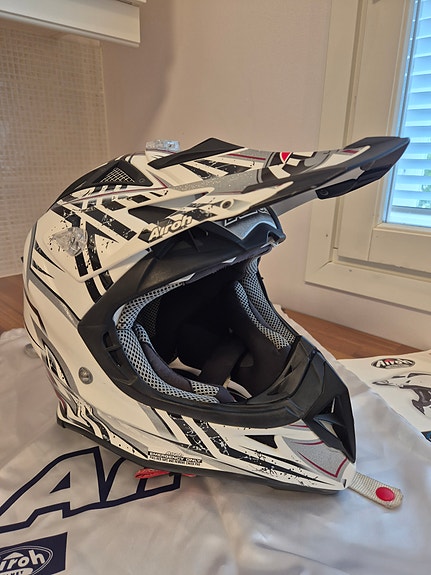 Airoh Aviator 2.2 koko M