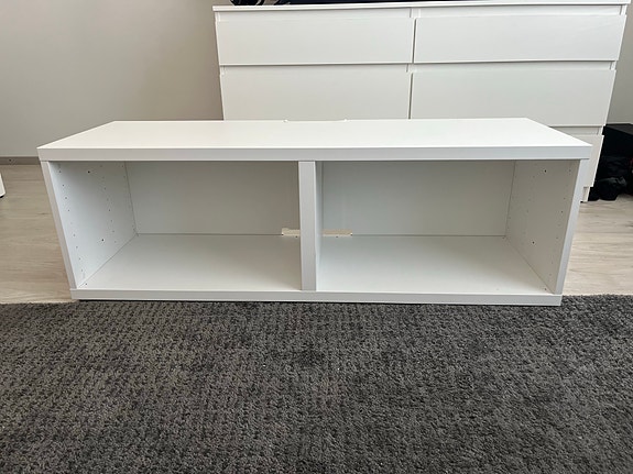 Ikea bestå tv-taso