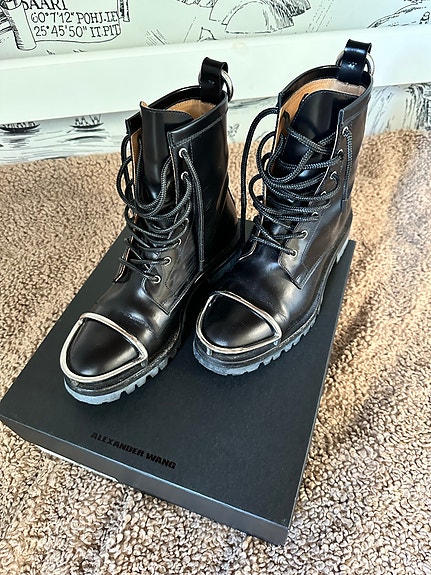 Alexander Wang maiharit