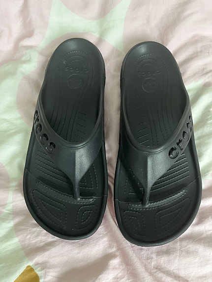 Uudet Crocs Baya Flip varvassandaalit koko 43-44
