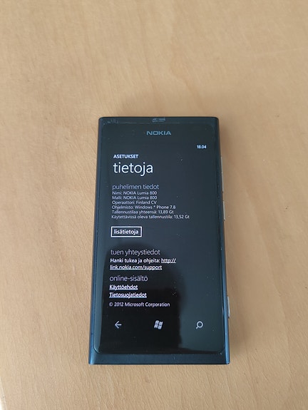 Nokia Lumia 800