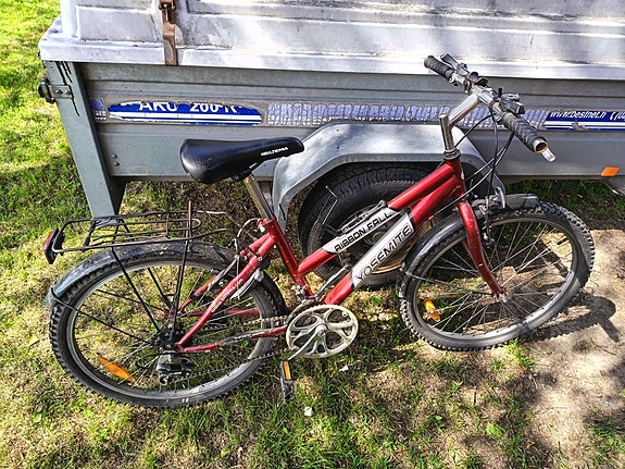 Tyttöjen maasto pyörä 24t