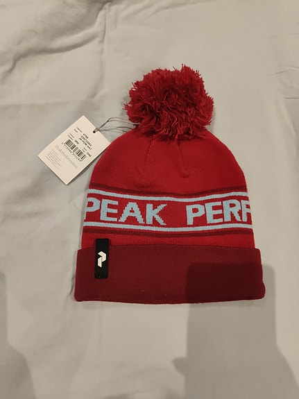 Uusi Peak Performance jr pipo