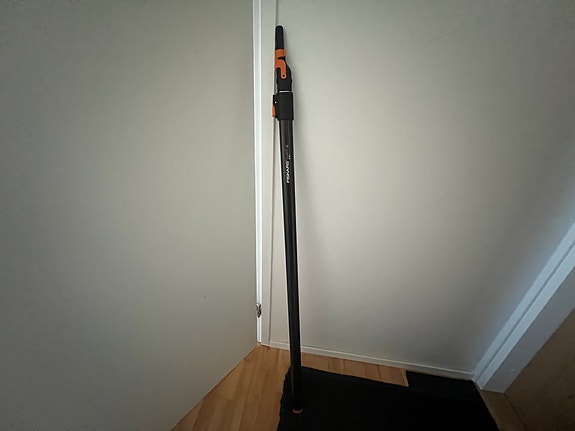 Fiskars QuikFit teleskooppivarsi 2,4 m