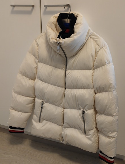 Tommy Hilfiger untuvatakki