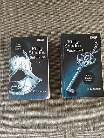 E L James Fifty Shades -kirjat satutettu ja vapautettu ja Vapautettu