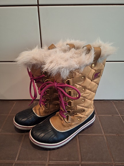 Sorel Tofino 38