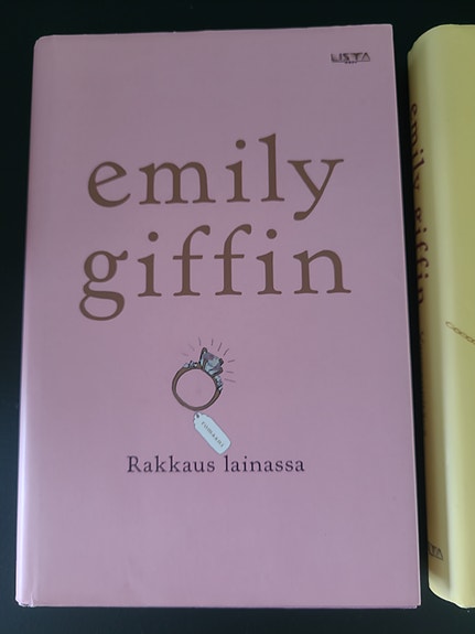 Emily Giffin kirjasarja – Rakkaus lainassa, Vauvanpitävä, Rakkauden pudotuspeli