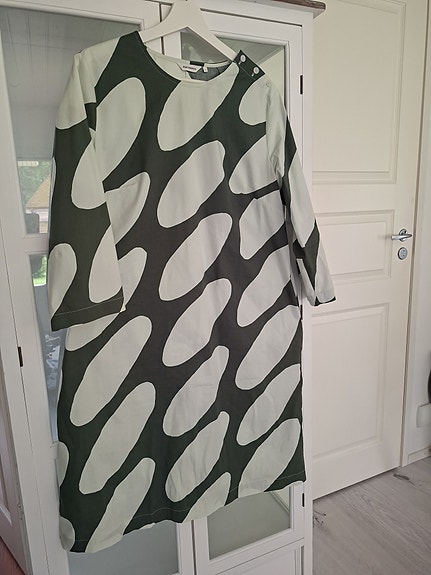 Marimekko puuvillasta 44