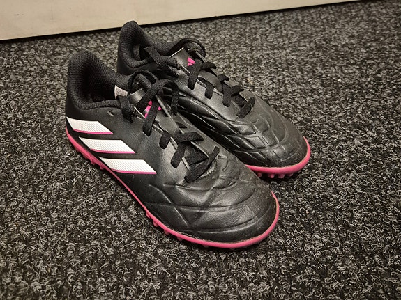 Lasten jalkapallokengät Adidas 29