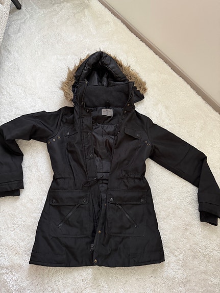 Vero Moda talvitakki S musta