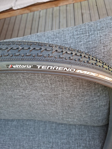 Vittoria Terreno Mix 700× 33c rengas
