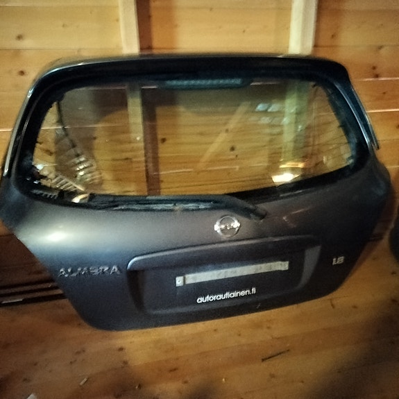 Almeran takaluukku spoilerilla