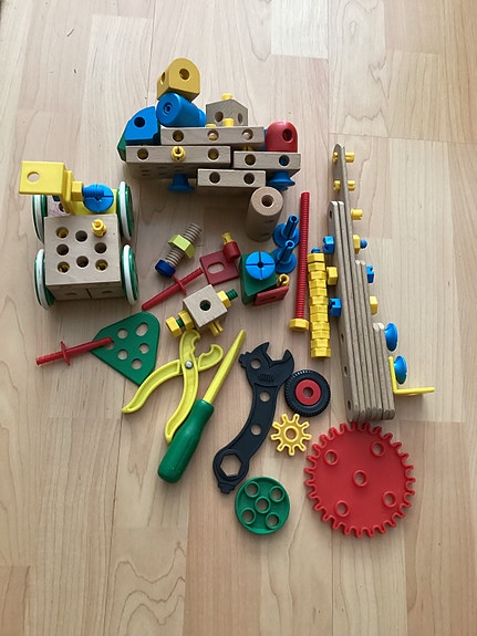 BRIO Builder