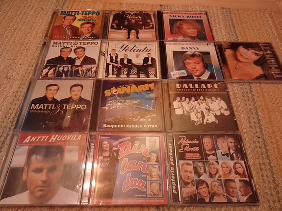 CD-levyjä